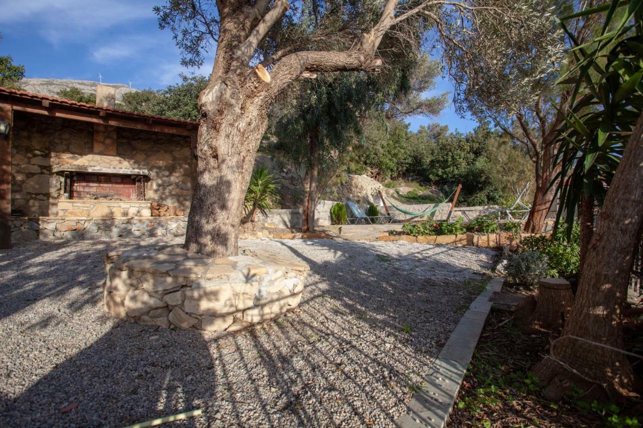 Argyros House Guest House Триопетра Екстериор снимка